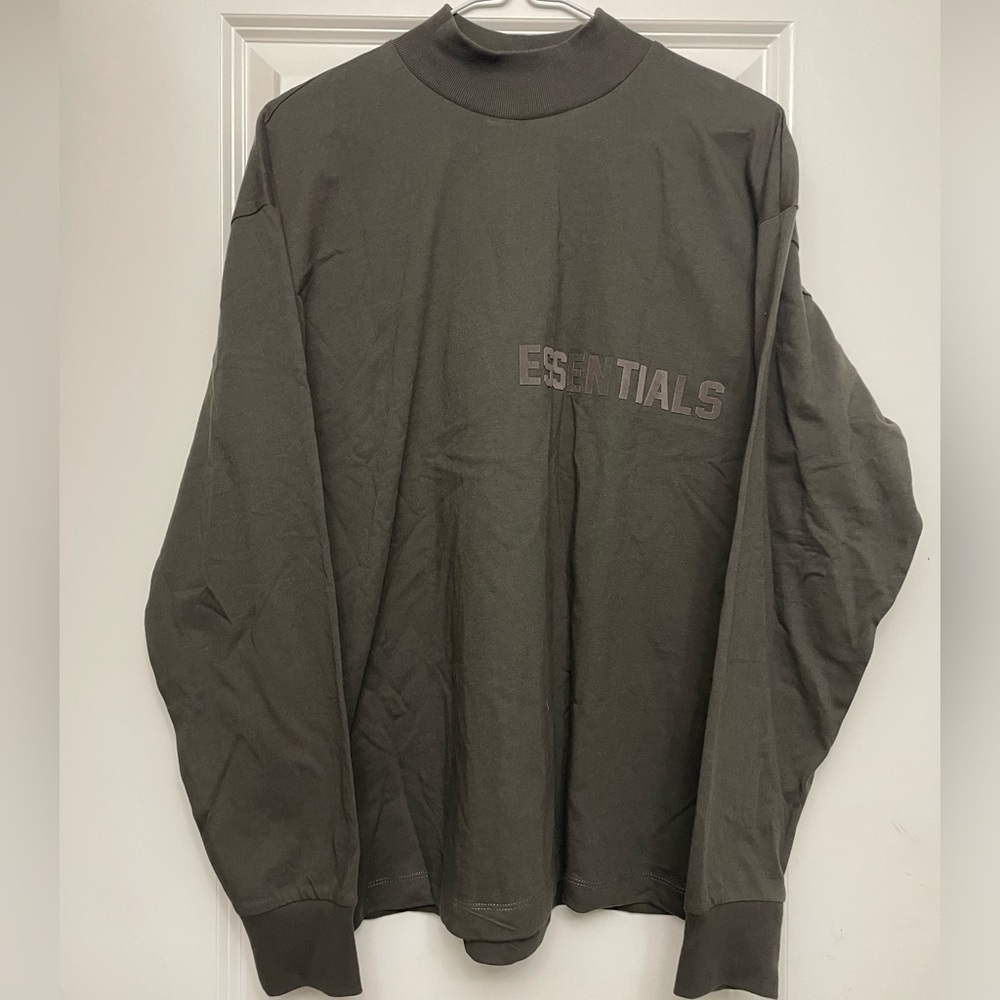 FEAR OF GOD - Essentials Long Sleeve “Flocked" Logo Tee, size xxs